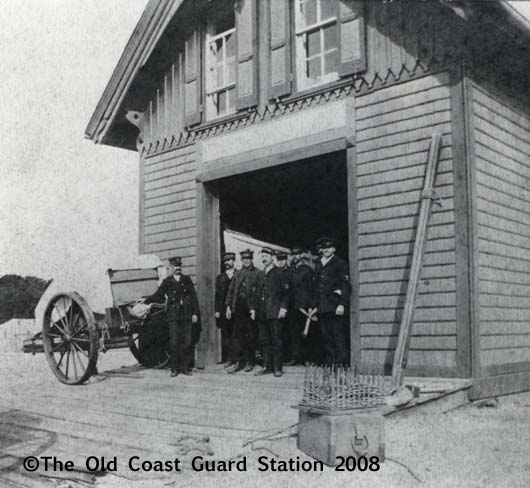 Seatack Life-Saving Station c. 1903 crew