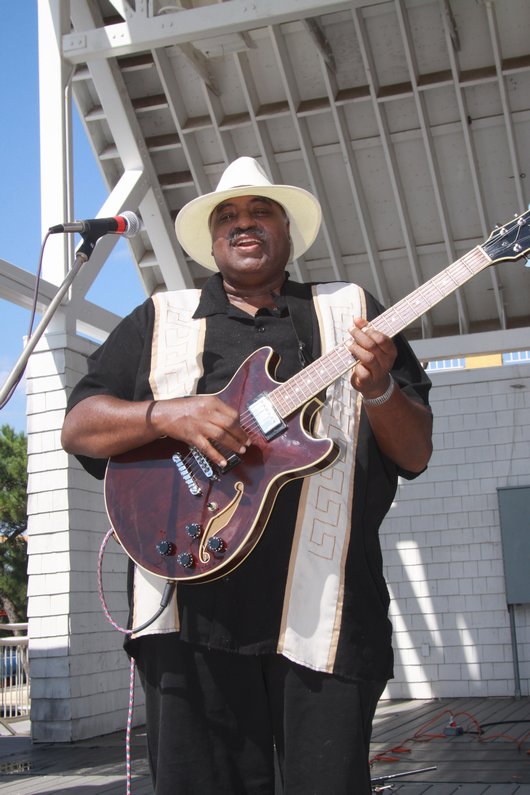 2009 Annual Pig & Oyster Roast - Old Coast Guard Station Virginia Beach, VA (Photo 8)