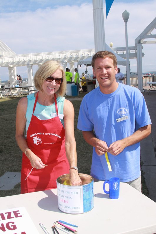 2009 Annual Pig & Oyster Roast - Old Coast Guard Station Virginia Beach, VA (Photo 18)